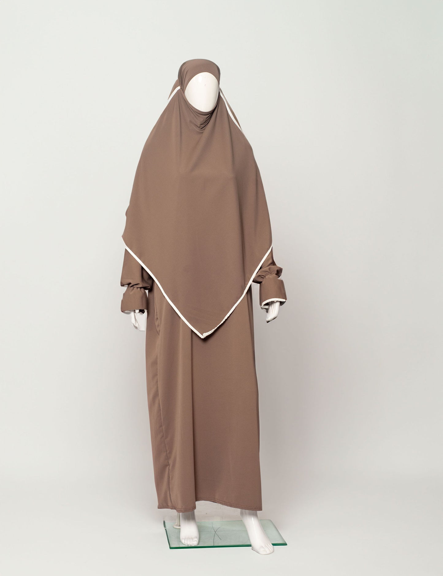 Al-na'eem Abaya set
